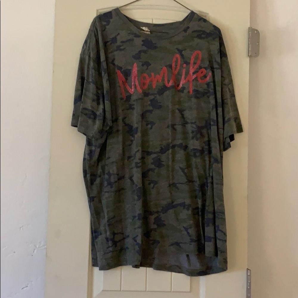 Mom life camo tee